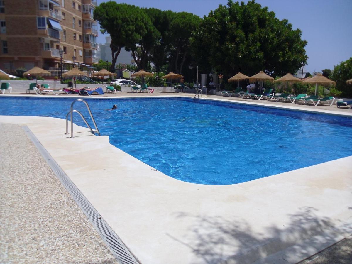 Sunny Studio In Piscis Building Benalmádena Extérieur photo